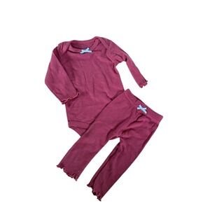 Lila & Jack New York‎ ribbed red two piece infant outfit